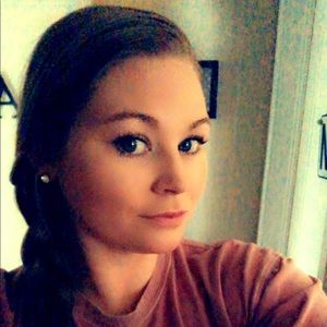 Meet your Posher, Jenna